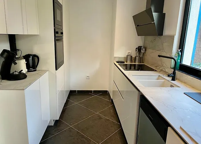 Face A La A Сasa de vacaciones Antibes